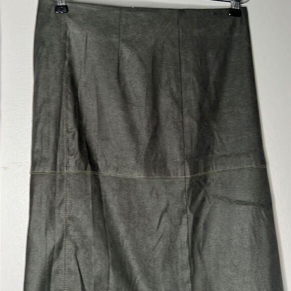 Rampage, Women’s Green Straight fit skirt, size 3 - Picture 4 of 8
